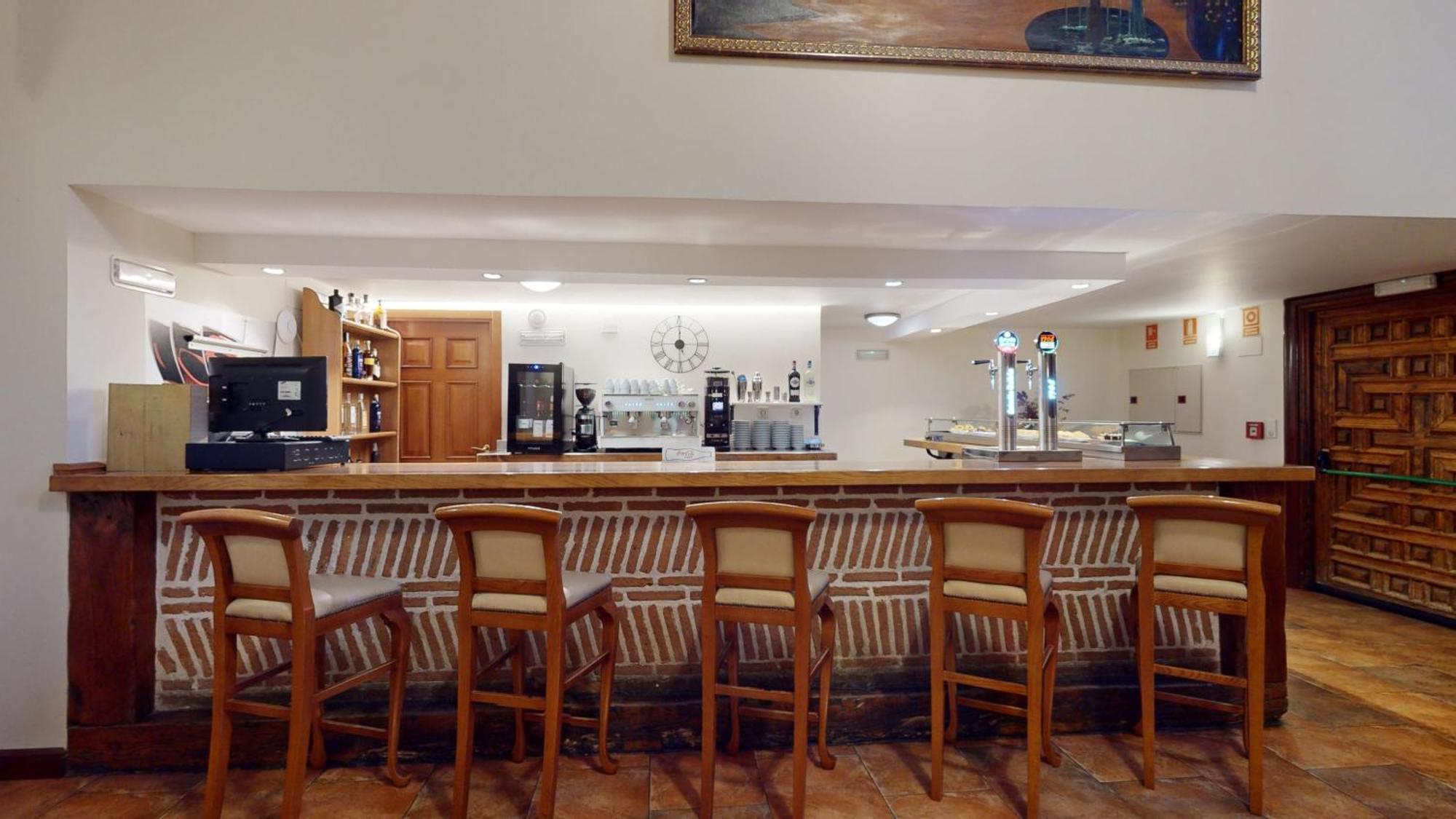 Azz Penafiel Las Claras Hotel & Spa Ngoại thất bức ảnh