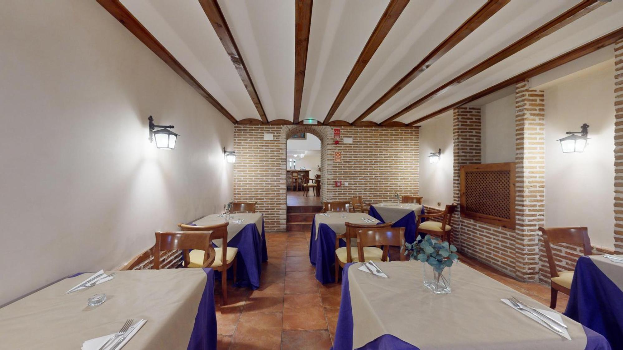 Azz Penafiel Las Claras Hotel & Spa Ngoại thất bức ảnh