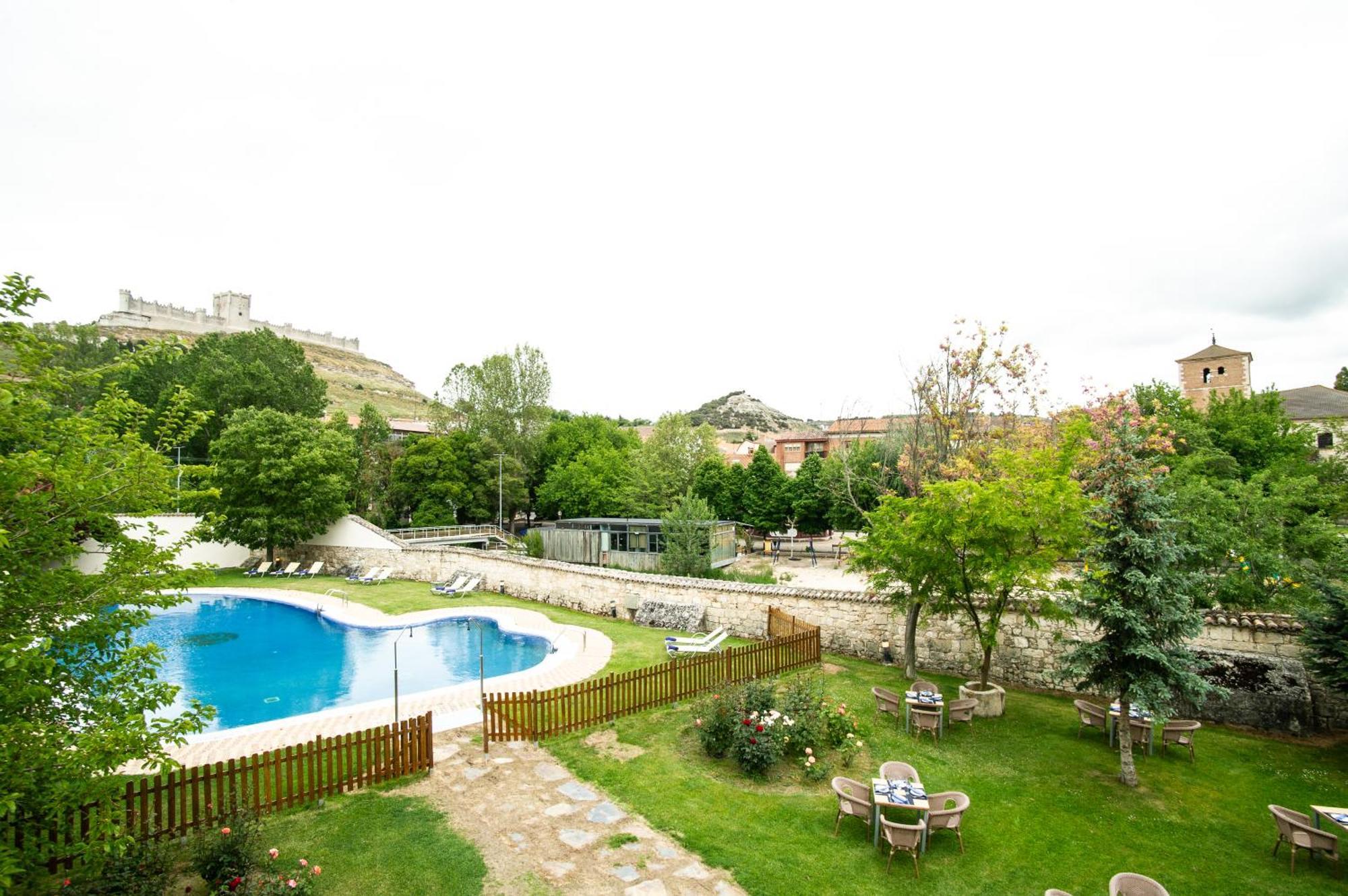 Azz Penafiel Las Claras Hotel & Spa Ngoại thất bức ảnh