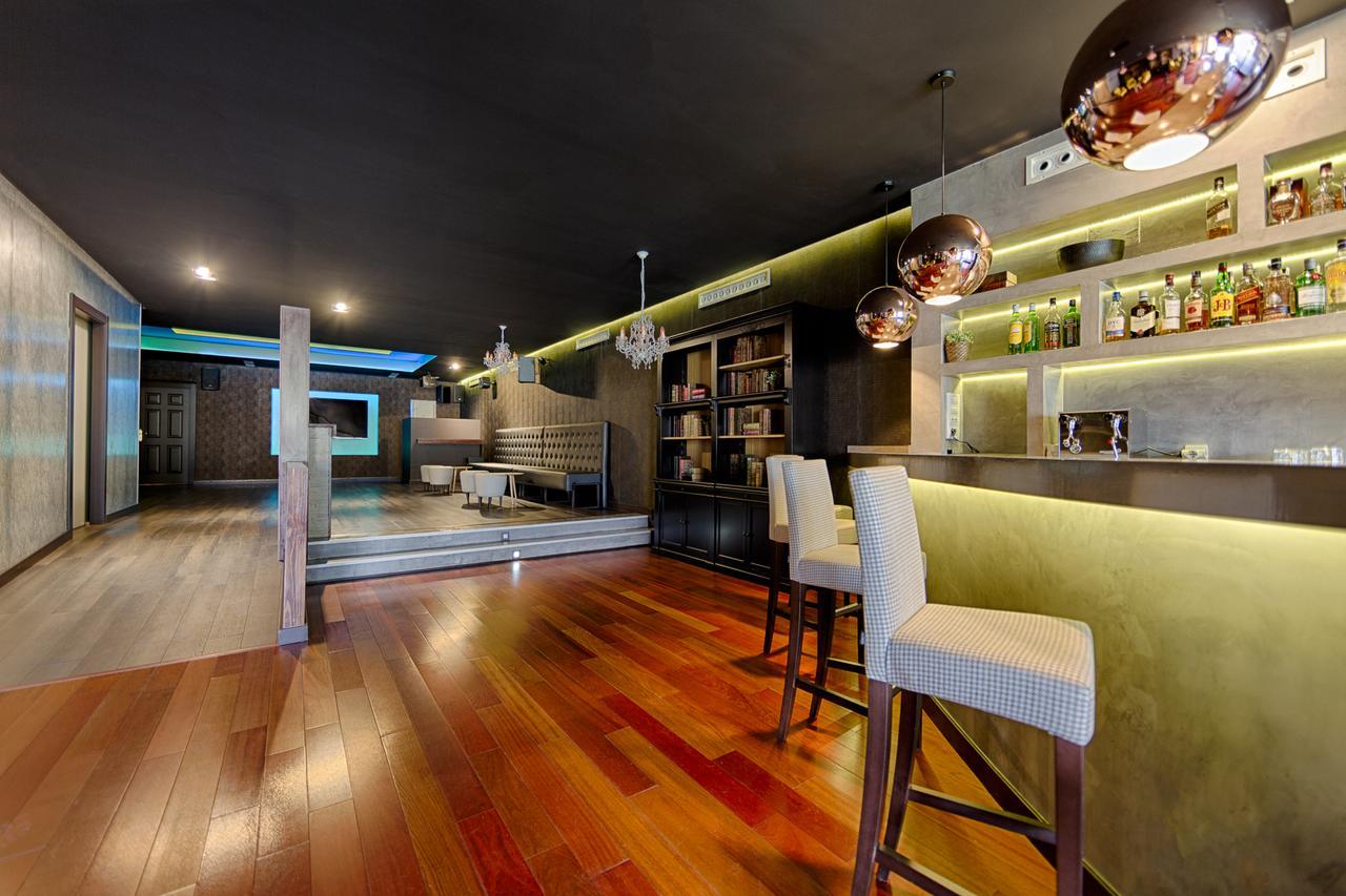 Azz Penafiel Las Claras Hotel & Spa Ngoại thất bức ảnh
